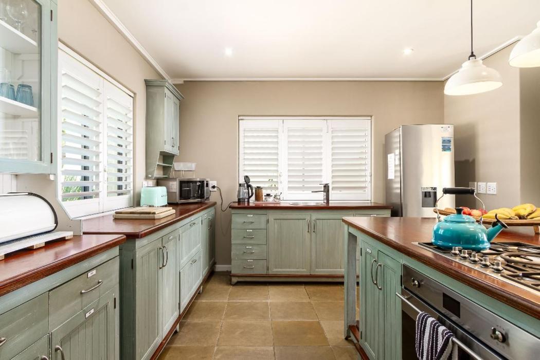 Villa Misty Cliffs Scarborough Extérieur photo