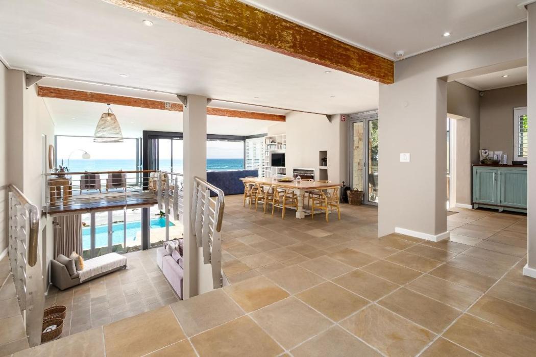 Villa Misty Cliffs Scarborough Extérieur photo