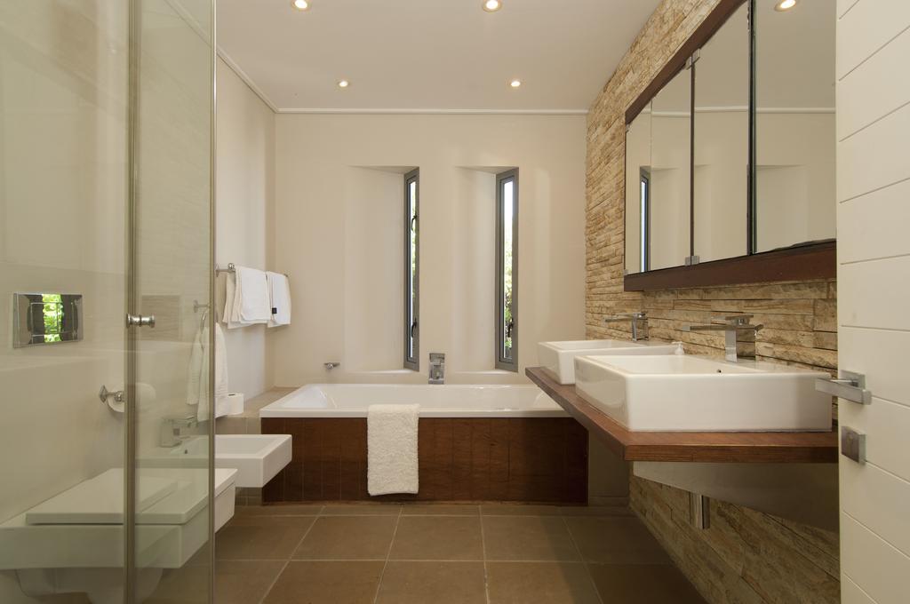 Villa Misty Cliffs Scarborough Extérieur photo